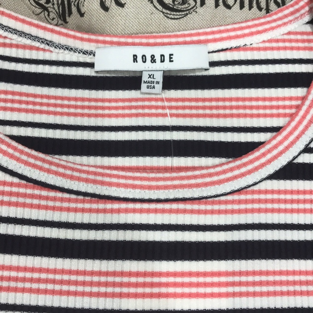 🎁 Ro & De Ribbed Mini Ruffle Tee - Picture 5 of 6